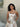 Vestido Cassandra bege-dourado, fotografia 4 do modelo