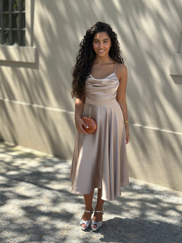 Vestido Gio bege dourado