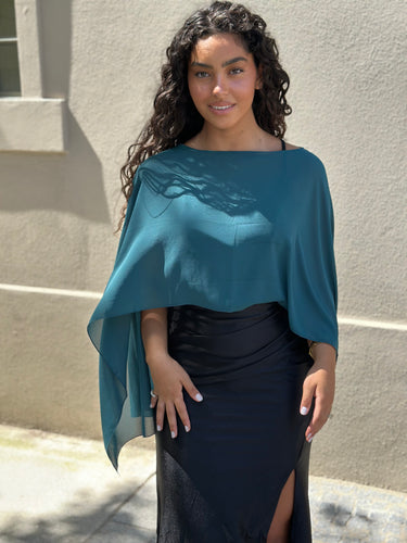 Poncho em chiffon azul petróleo