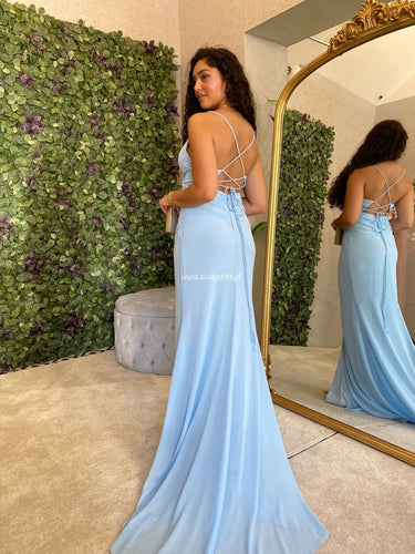 Ariana azul claro