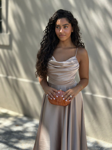 Vestido Gio bege dourado