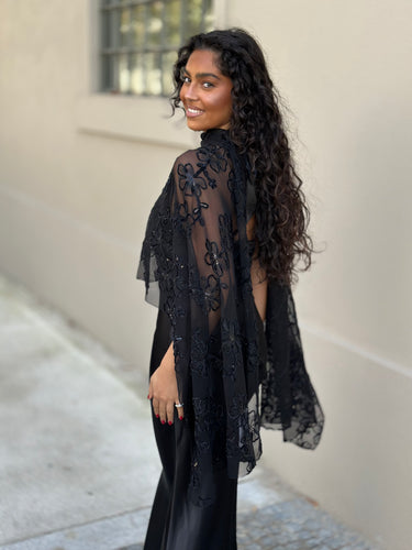 Xaile bordado preto
